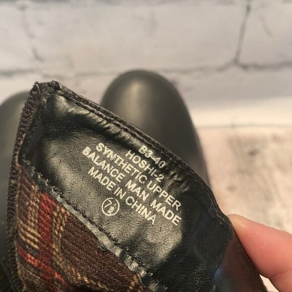 DE BLOSSOM COLLECTION Women's NWT Hoshi-2 Black Ankle Boot / Size: 7.5 - Picture 9 of 10